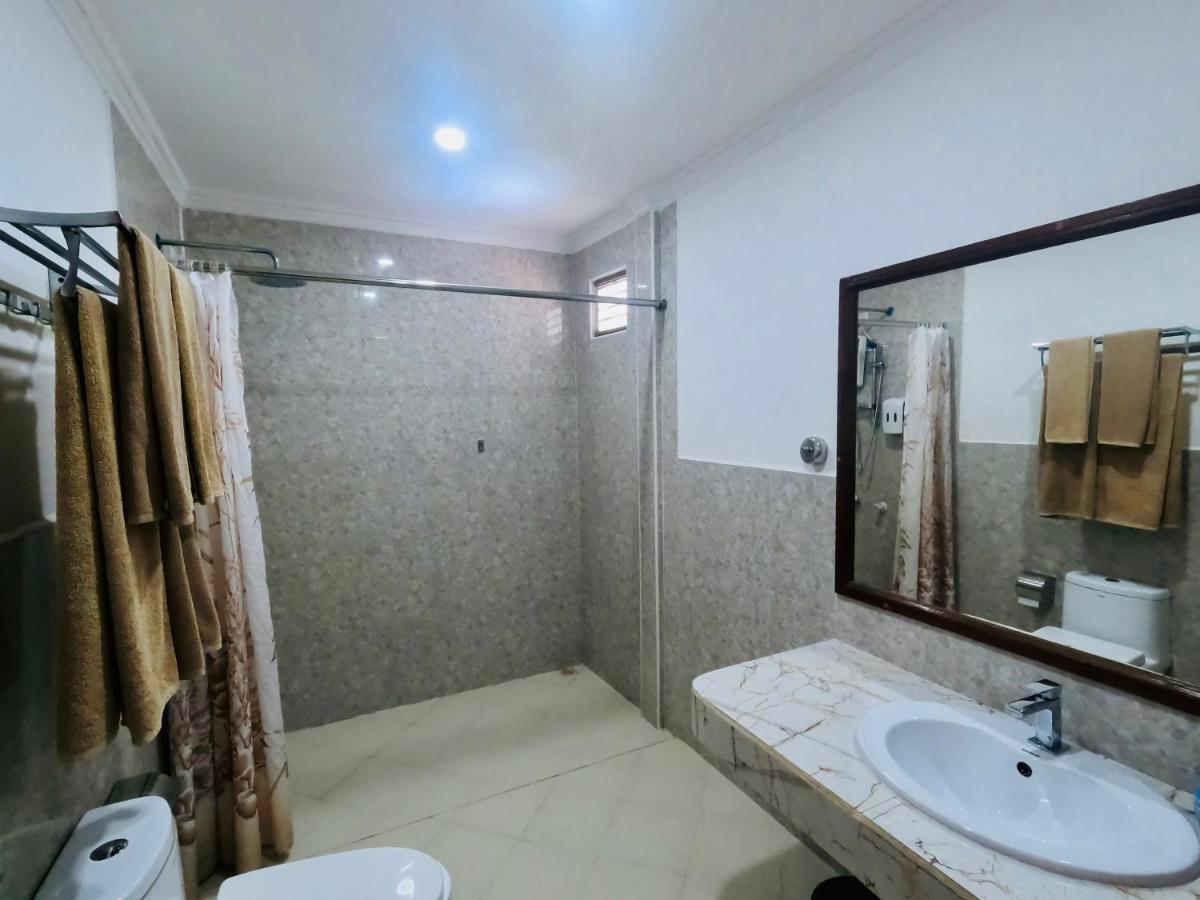 Shamar Guesthouse & Dive Maamigili Island Ngoại thất bức ảnh