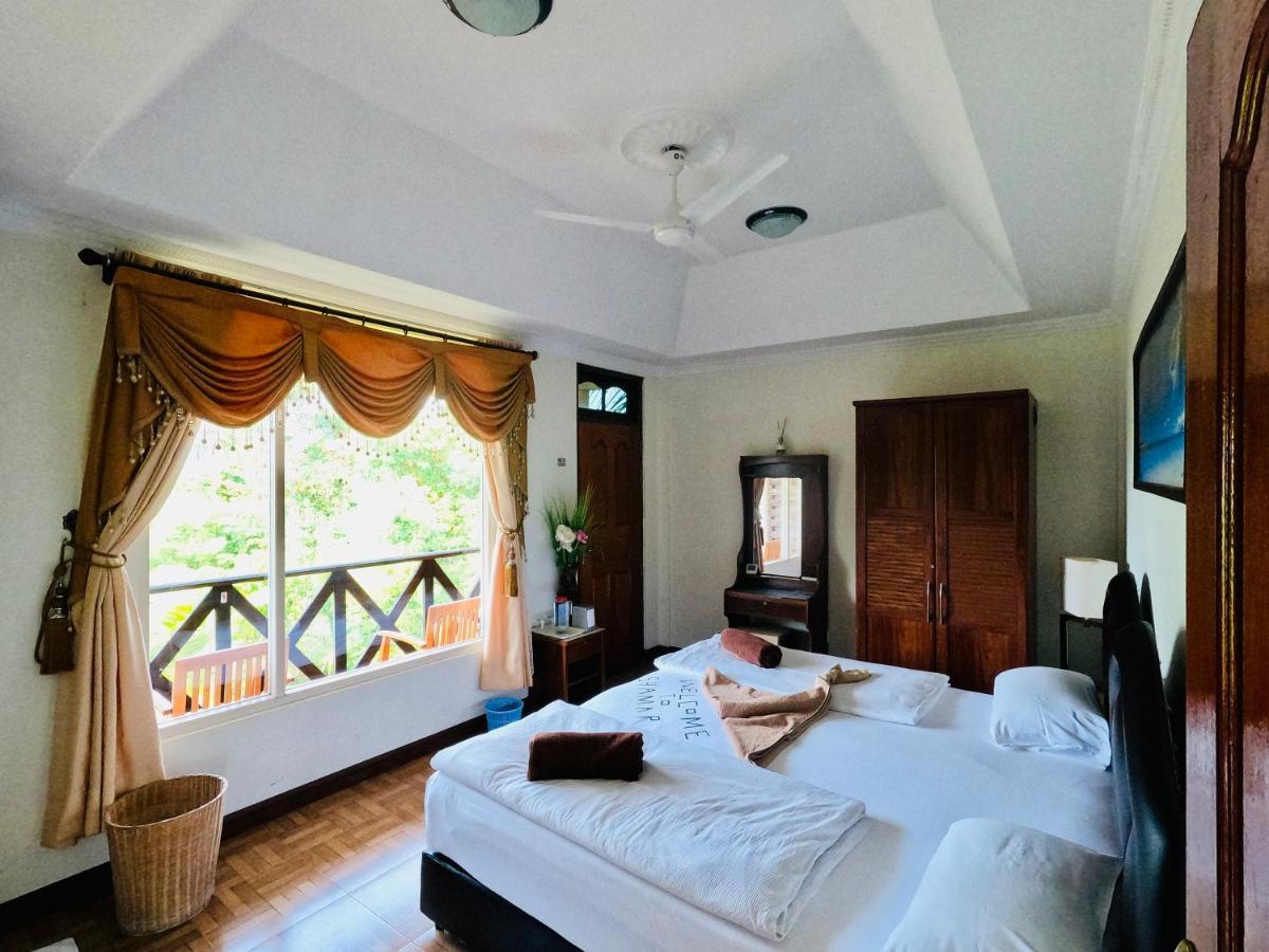 Shamar Guesthouse & Dive Maamigili Island Ngoại thất bức ảnh