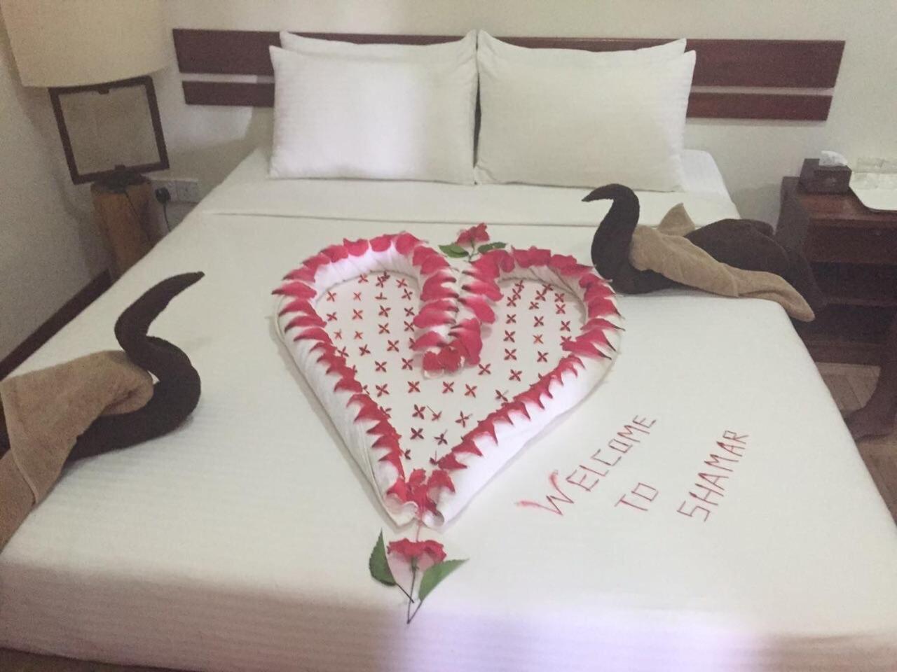 Shamar Guesthouse & Dive Maamigili Island Ngoại thất bức ảnh